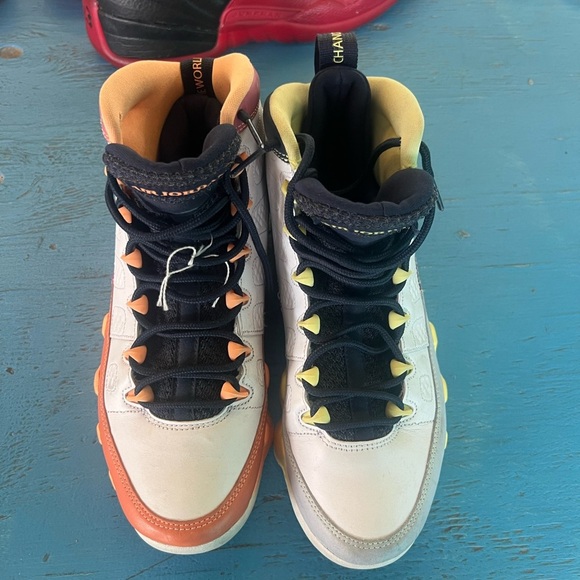 Jordan Multi Color Retro 9 Change the World fits Men Size 7 - Picture 5 of 6